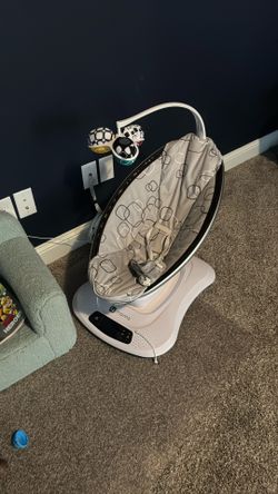 4Moms Baby Swing