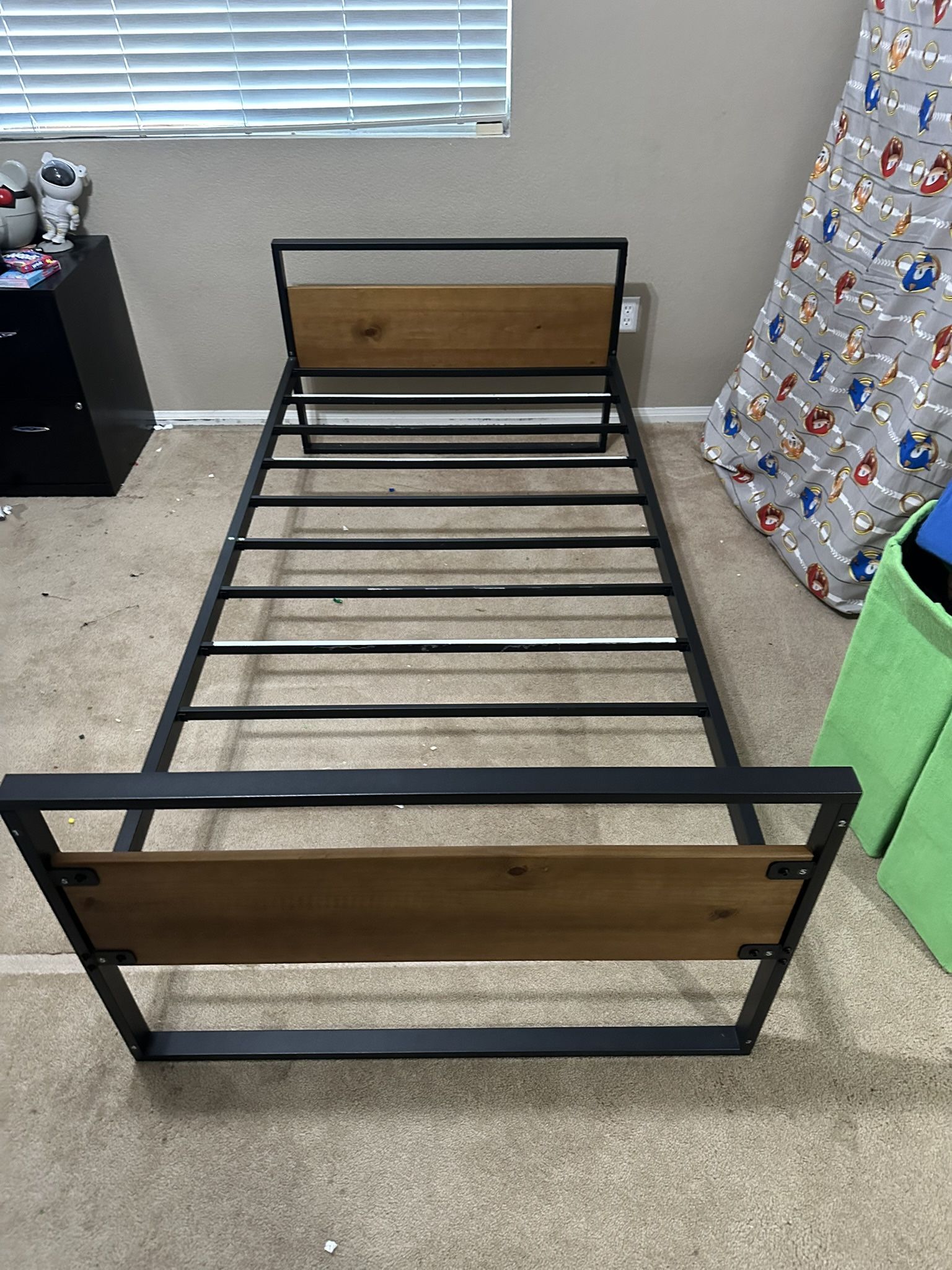 Twin Bed, Twin Size Bed Frame