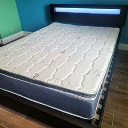 NEW QUEEN PILLOW-TOP MATTRESS AND BOX SPRING - 2PC