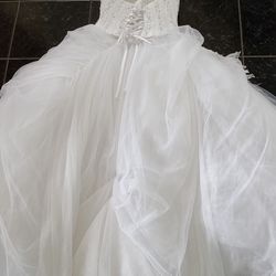 Wedding  Dress  Size  4