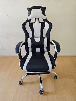 Yaheetech Adjustable Computer Chair with Footrest and Lumbar Support White