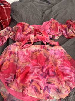 Dresses 