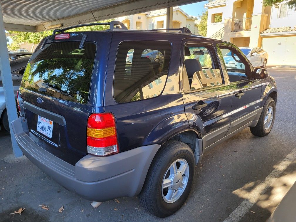 2002 Ford Escape