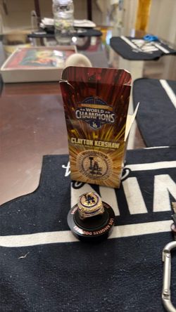 Clayton Kershaw LA Dodgers Replica World Championship Ring