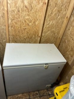 Deep freezer