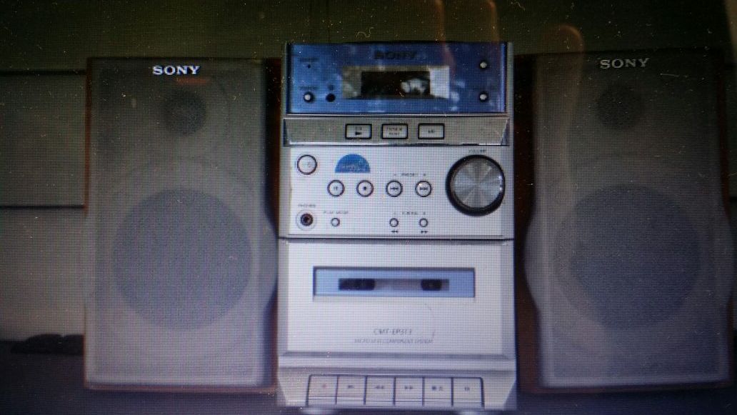 Sony Stereo System
