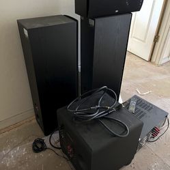 Klipsch Speaker System With Powered Sub