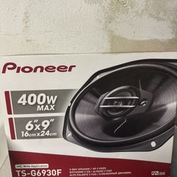 Brand New Never Opened Pioneer Speakers