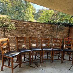 Handsome 24” High Chairs (6) / Sillas Alta’s 