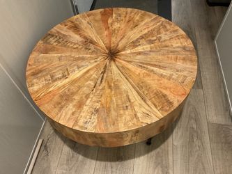 Round Mango Wood Coffee Table With Metal Hairpin Legs, Mango nothing wrong