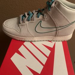 Nike Dunk High