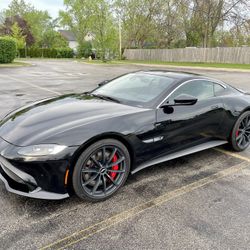 2019 Aston Martin Vantage