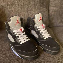 Jordan 5 Black Metallic