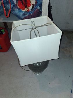 Table lamp works very well