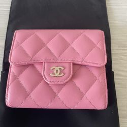 Authentic Chanel Classic Small Flap Wallet Bi -Fold