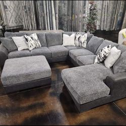 Brand New Ashley Couch Pewter Sectional Oversized 4 PIECE 