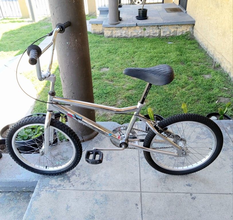 Haro group best sale 1 bmx bike