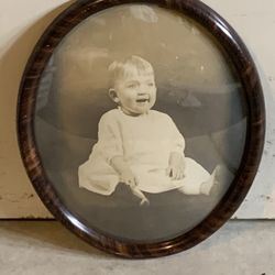 Antique Tiger Wood Frame w/Convex Bubble Glass and Baby Photo 