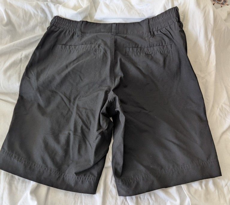 32 Degrees Woman's Size Small Black Shorts