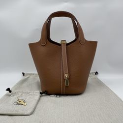 Hermes Taurillon Clemence Picotin Lock 18  Beton Handbag