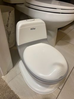 Potty training toilet