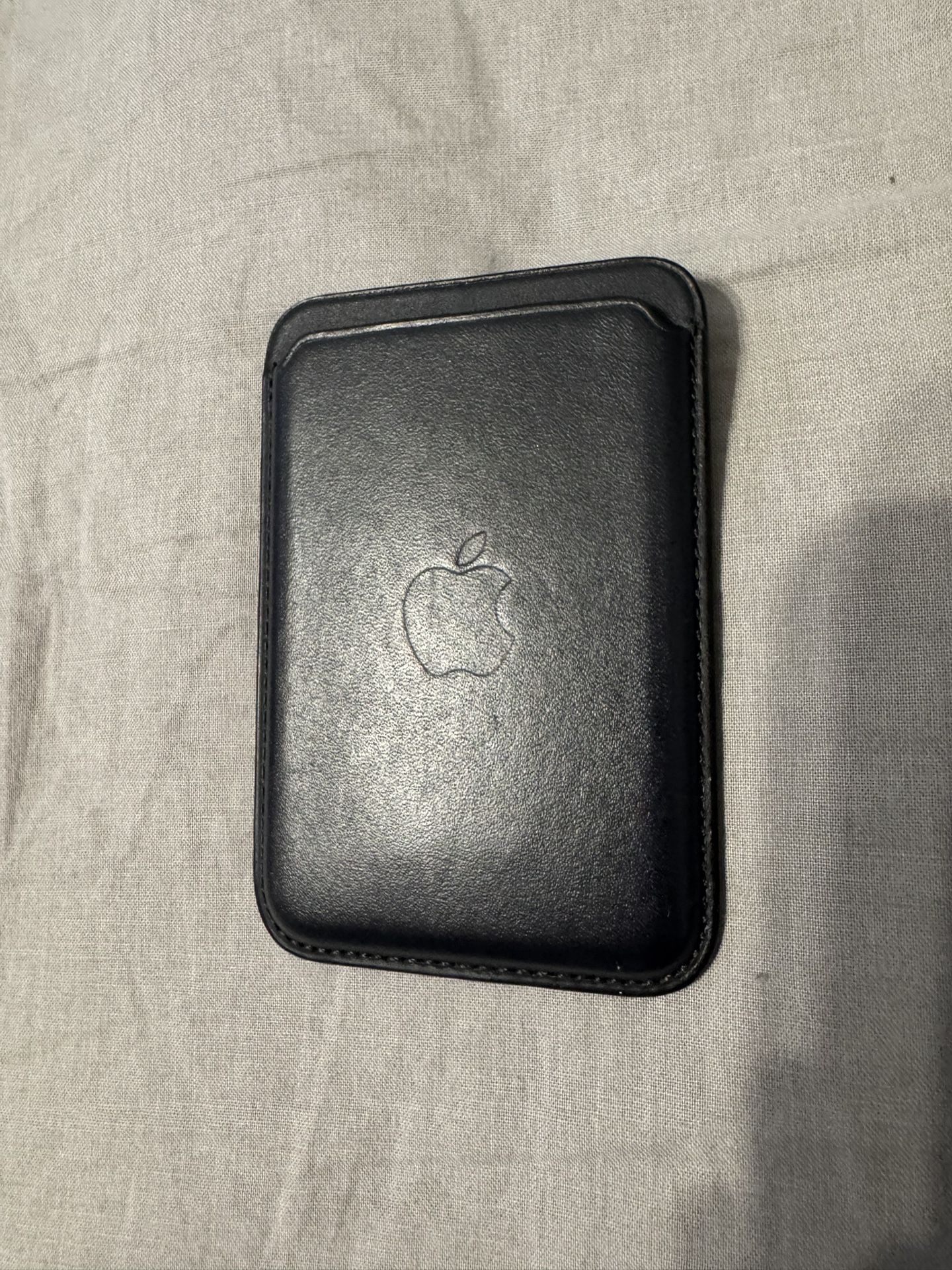 Apple Black Leather MagSafe Wallet