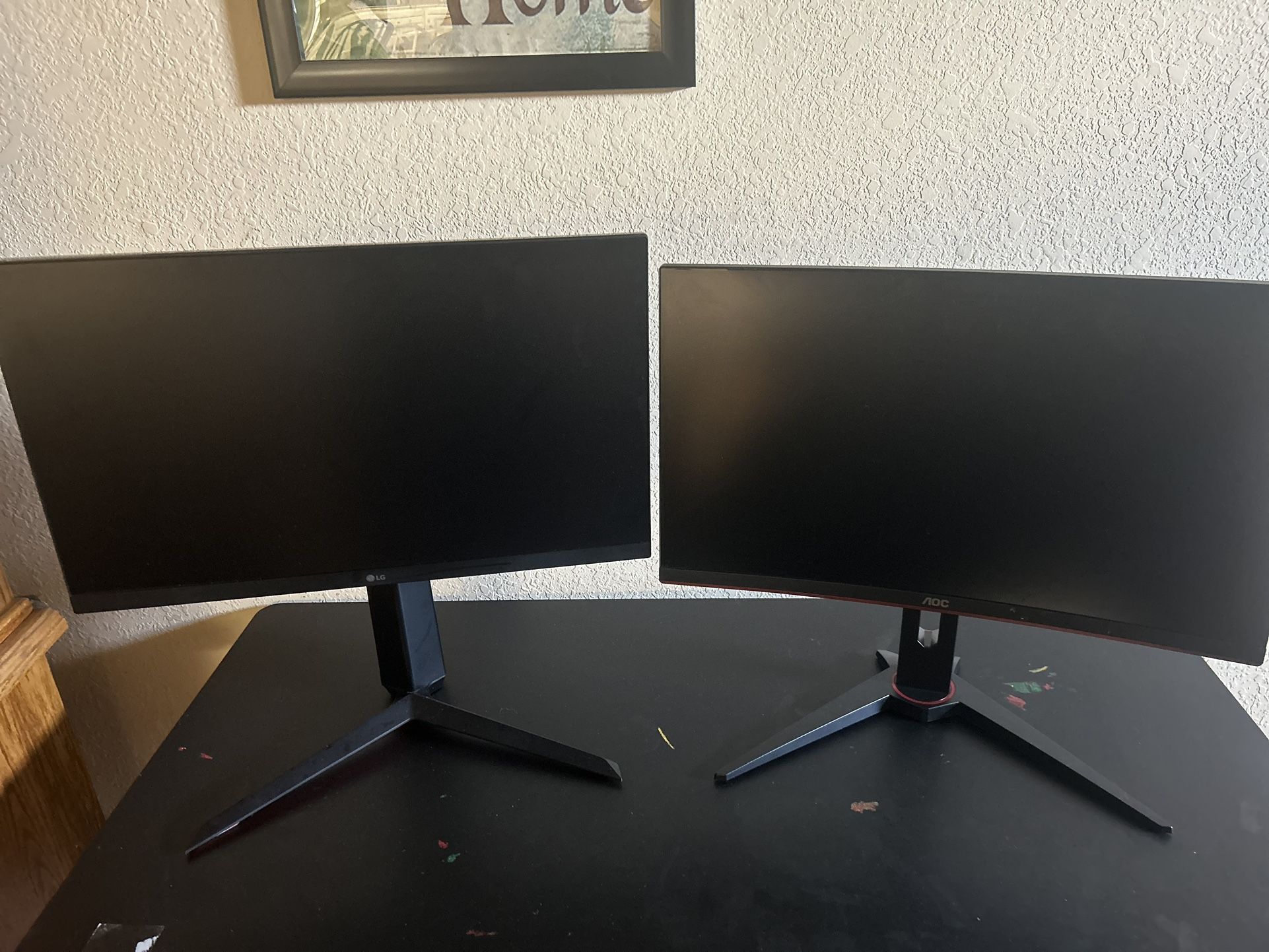 Two 1080p Monitors 144hz