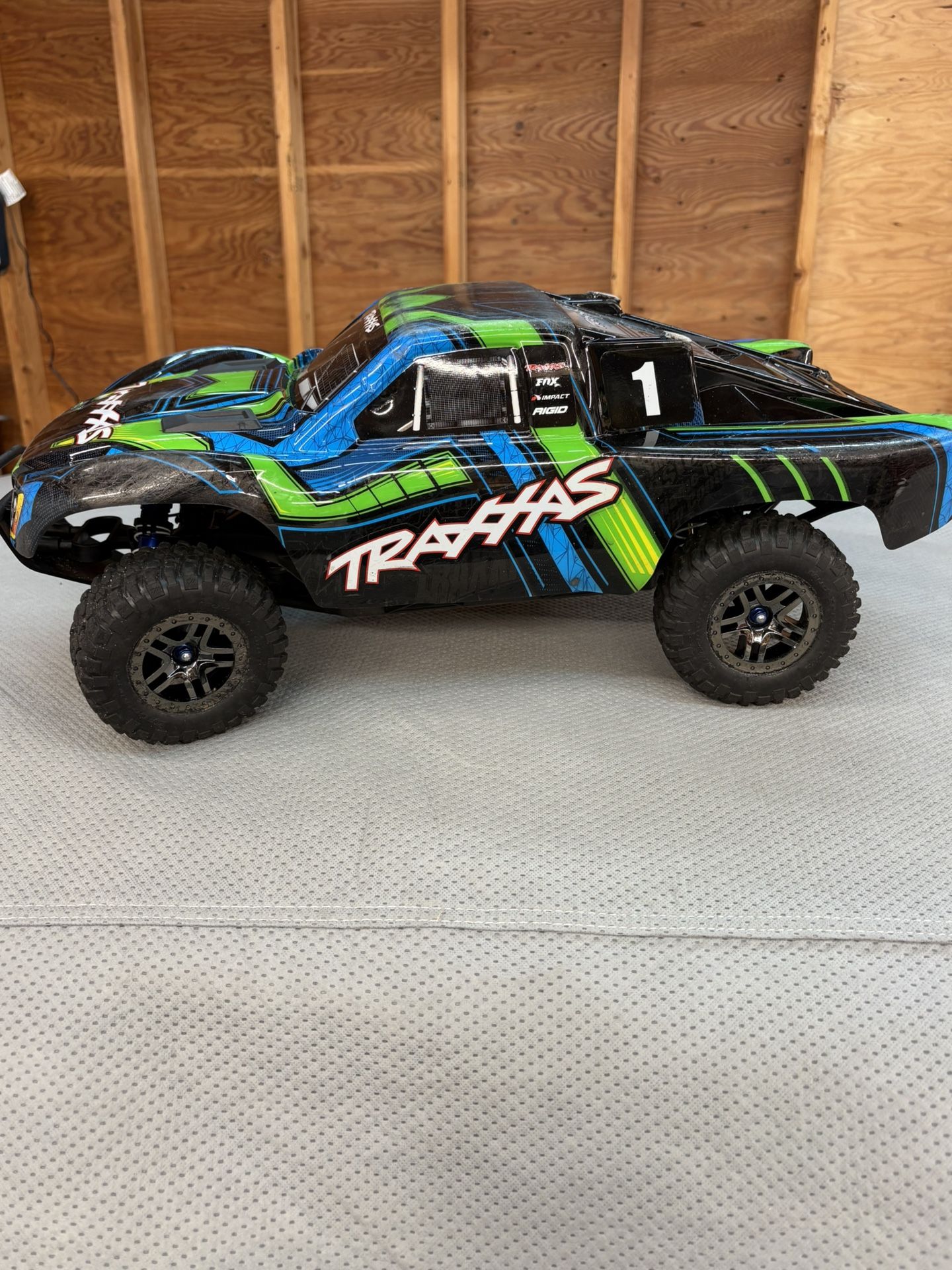 Traxxas Slash 4x4 Alternate