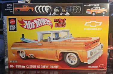 Mattel Brick Shop Hot Wheels Custom '62 Chevy Pickup Building Toy Kit