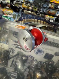 (Murrieta) Accurate Valiant 500 2 speed gen one salt water fishing reel.