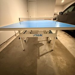 Professional Stiga Ping Pong Board