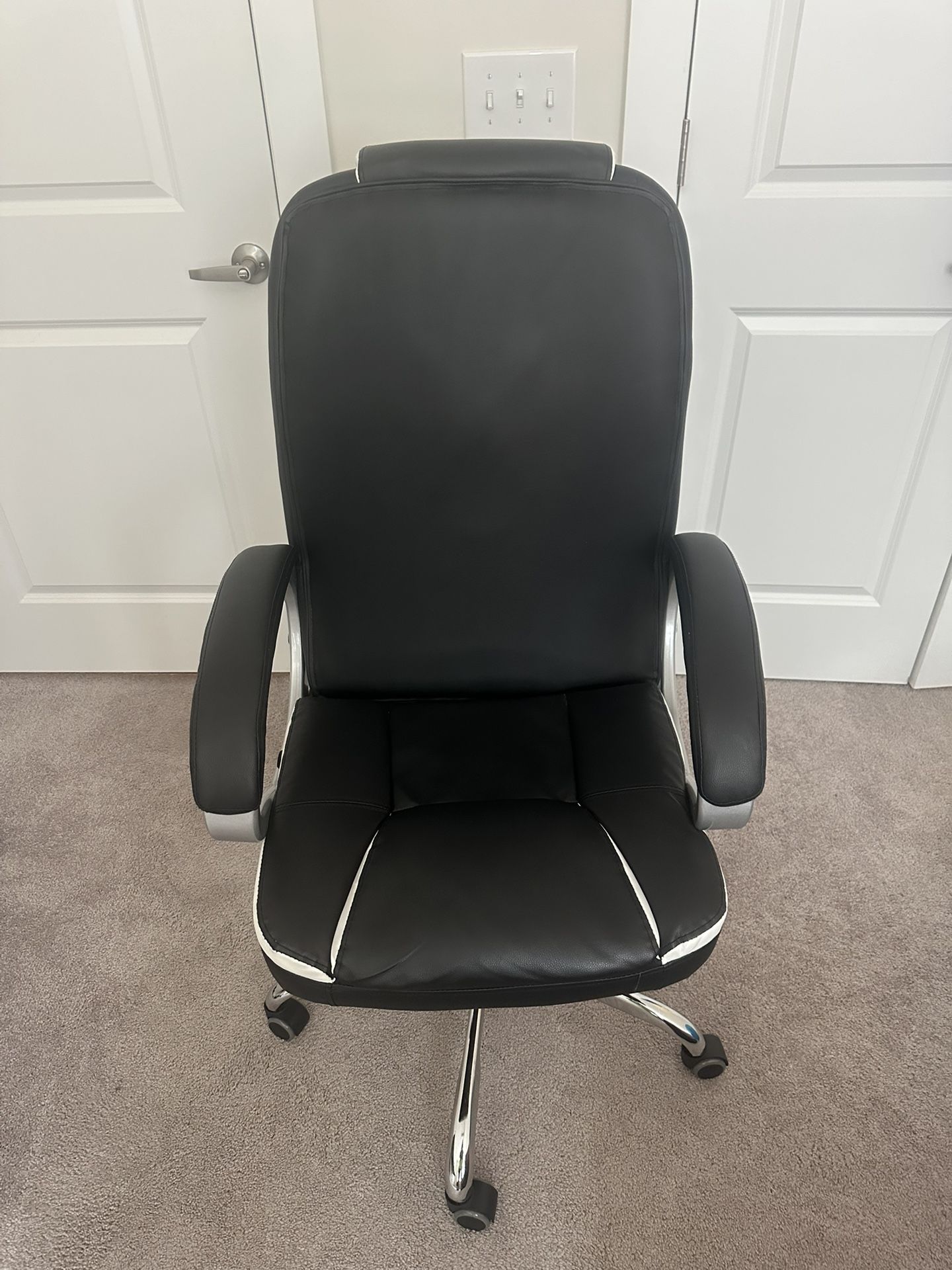 Black Office Chair with Armrests