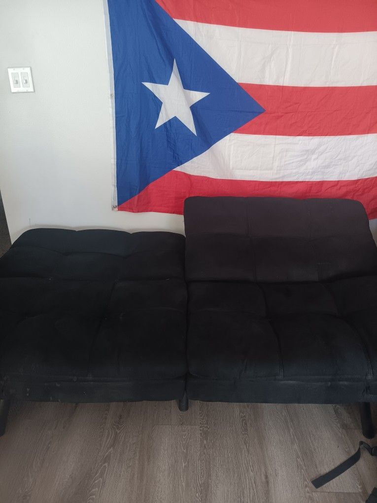 Black Futon