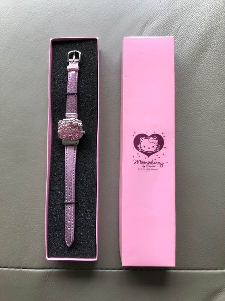 Hello kitty momoberry watch