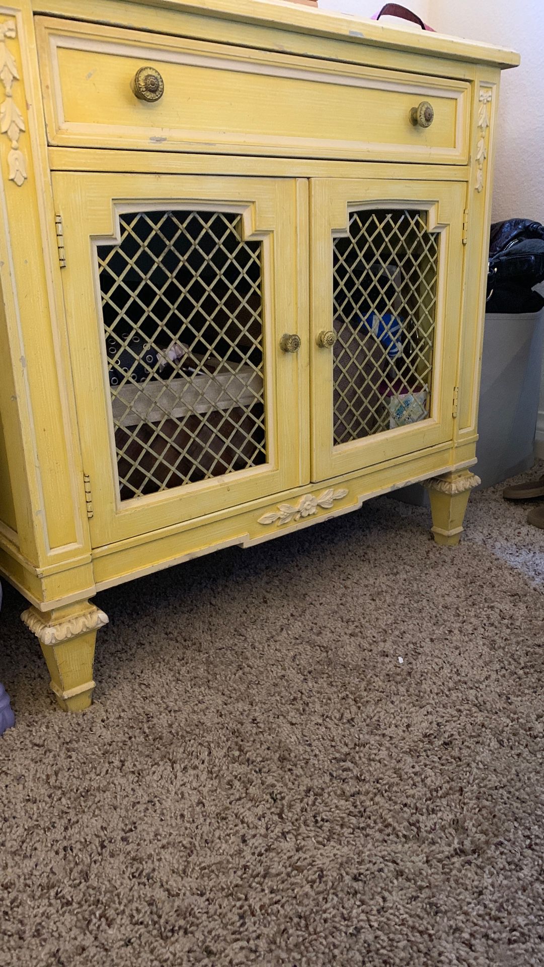 Antique cabinet - yellow