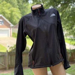 The North Face Women’s Black Apex Summit Series Jacket