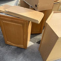 Upper Kitchen Cabinets