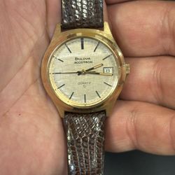 Vintage Bulova N8 Gold Tone Mens Watch! New Battery! 