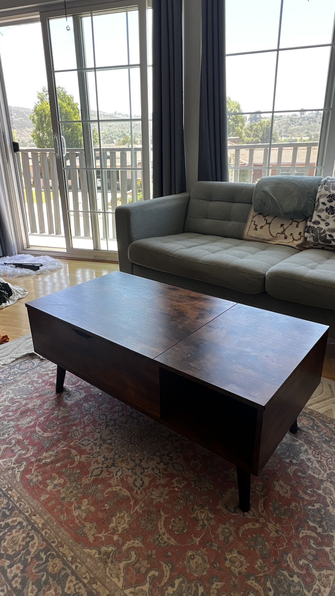 Rustic Lift-Top Storage Coffee Table – Mid-Century Style