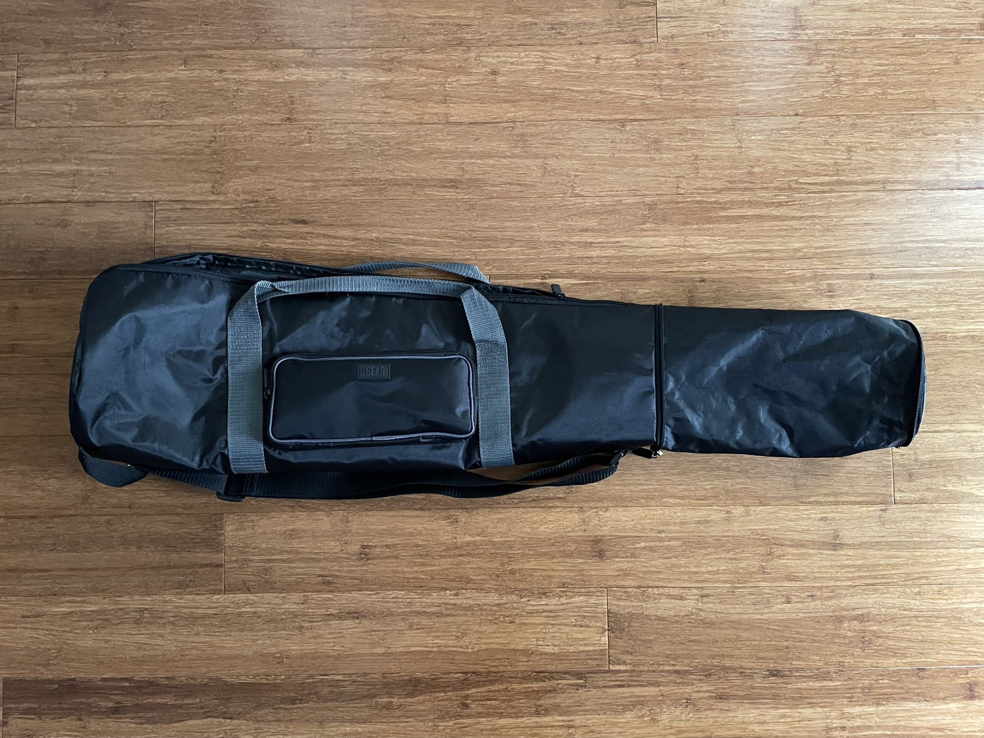 USA Gear Padded Tripod Case Bag - Holds Tripods from 21 to 35 inches
