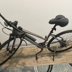 Giordano H1 Hybrid Bike