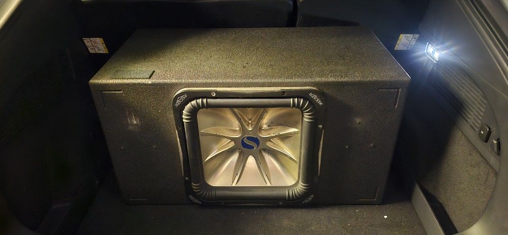 15" Kicker L7 Subwoofer And 1200.1 Kicker Amp $450.00