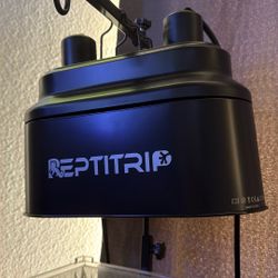 Reptitrip Dual reptile lamp 160W