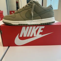 Nike Dunk Low ( Premium Olive )