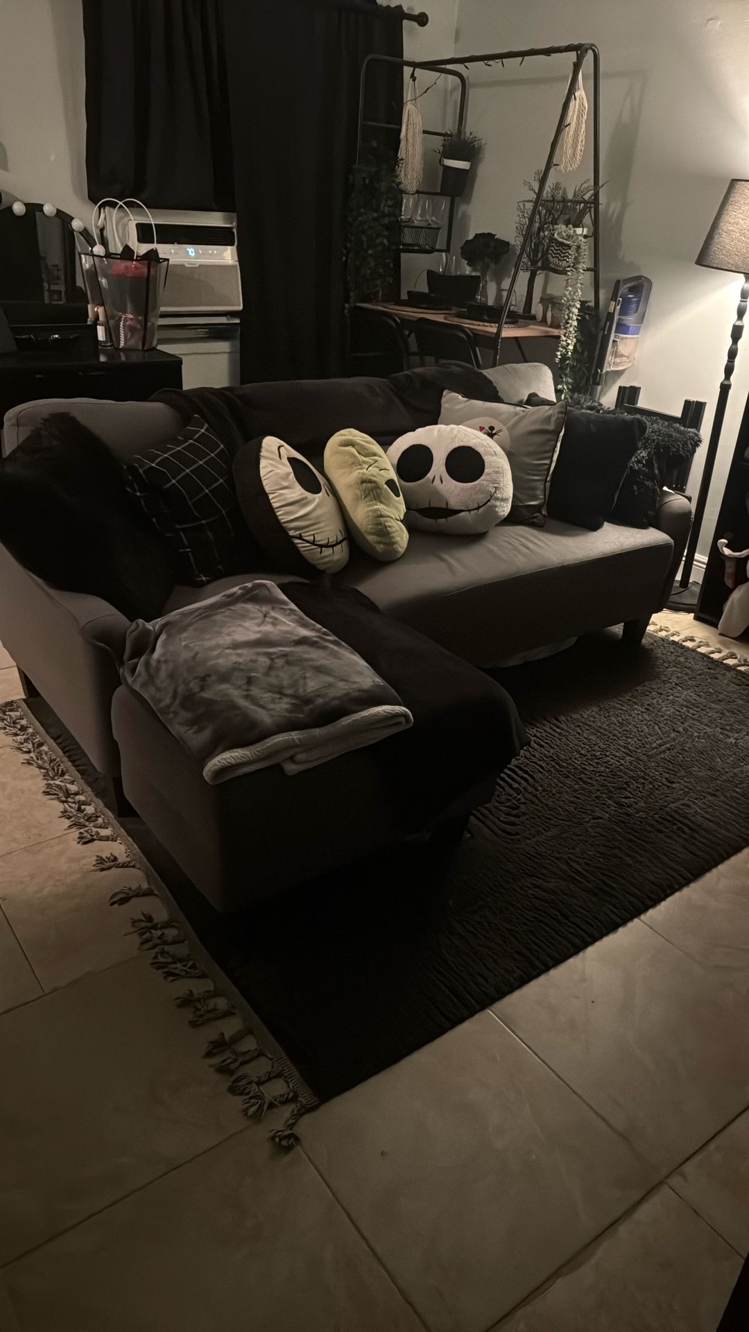NEW L-SHAPED COUCH FOR SALE