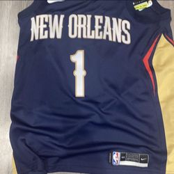 Brand New Zion Williamson Pelicans Jersey Size Medium With Tags