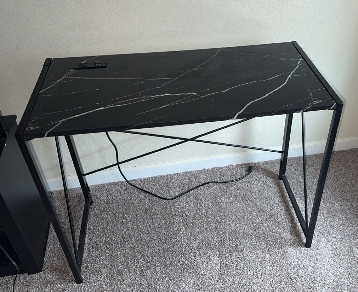 Black White Marble Design Desk