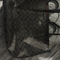 Coach Tote 