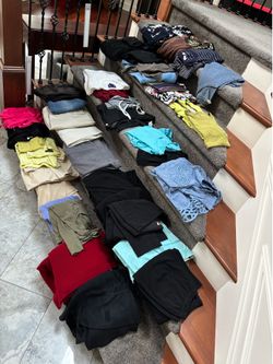 Women’s Size 6-8 Clothing Bulk