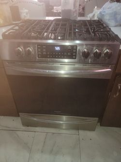 Frigadire stove
